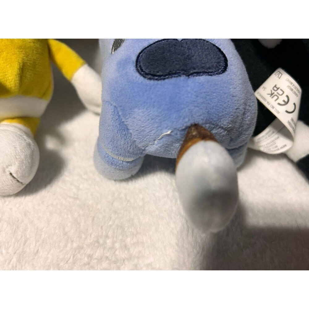 Bluey plush - Picture 3 of 4